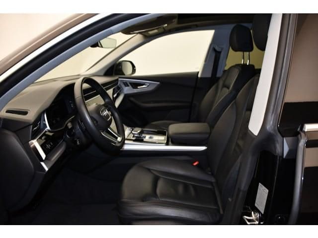 Gebraucht Audi Q8 Ambiente 340 PS (250 kW) 2022 Mythosschwarz metallic (metallic) SUV