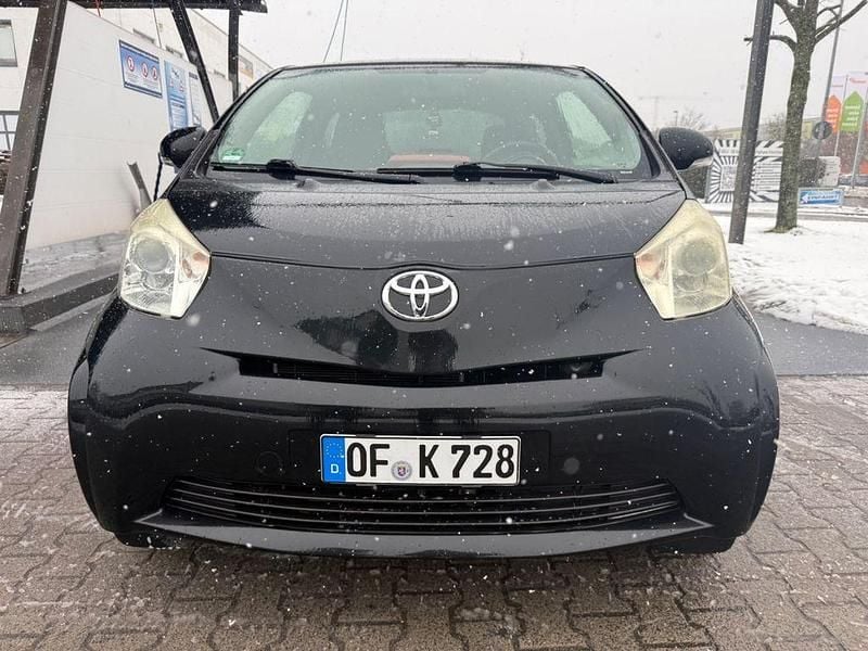 Schwarz Gebraucht 2011 Toyota iQ Kleinwagen | 4.290 € (Fairer Preis) - Bild 1/4