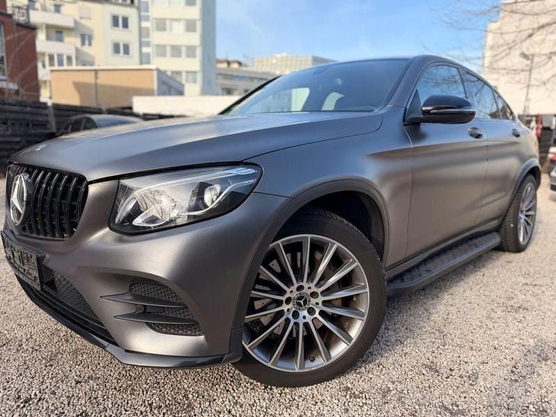 Gebraucht Mercedes GLC250 204 PS (150 kW) 2017 Schwarz Coupé