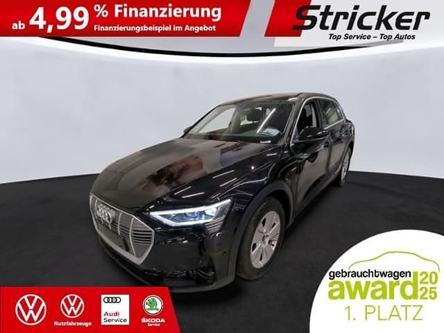 Gebraucht Audi e-tron 230 kW (313 PS) 2022 Mythosschwarz metallic (metallic) SUV