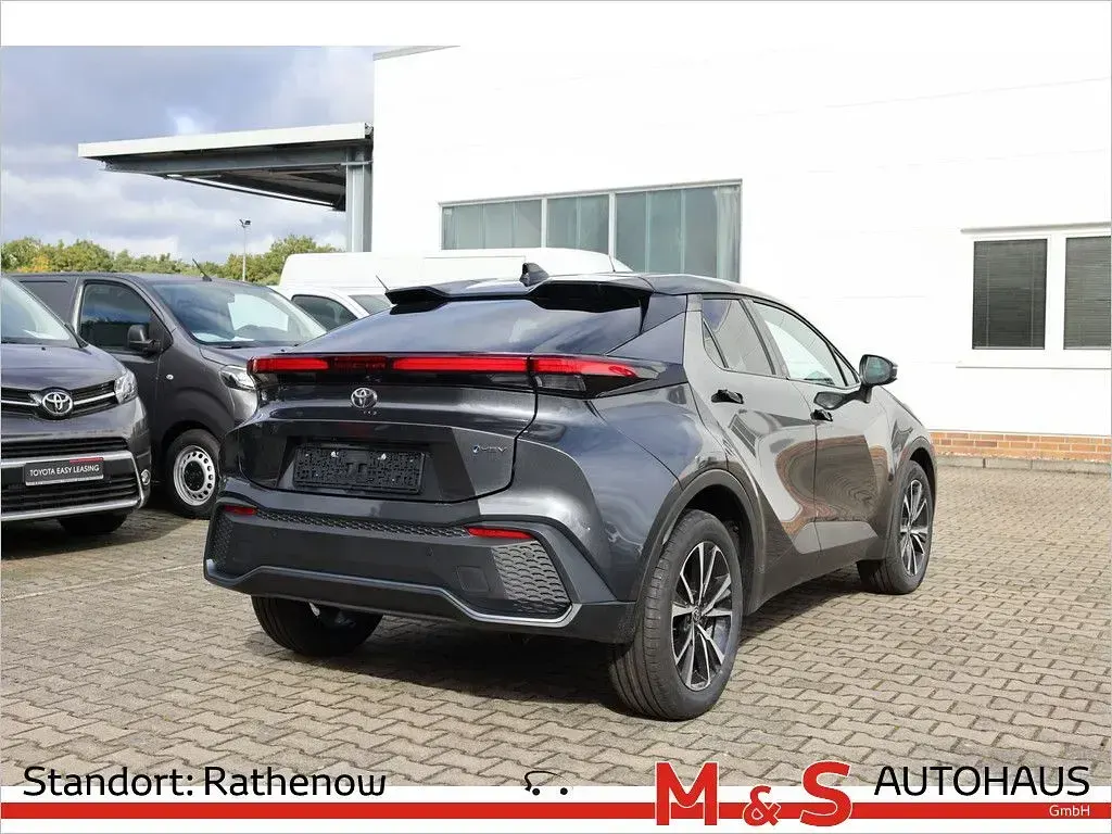 Gebraucht Toyota C-HR Team 197 PS (144 kW) 2024 Grau SUV