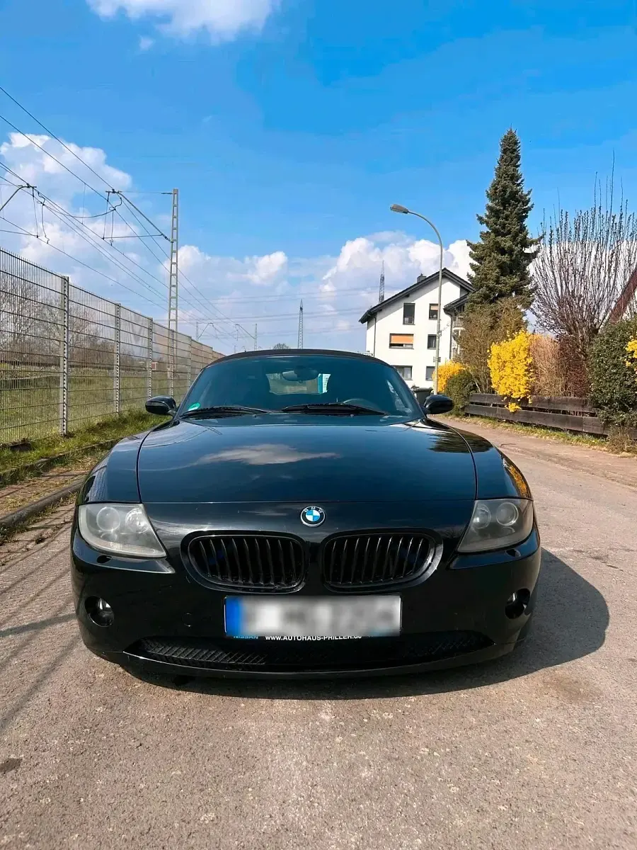 Gebraucht BMW Z4 170 PS (125 kW) 2005 Schwarz Cabrio