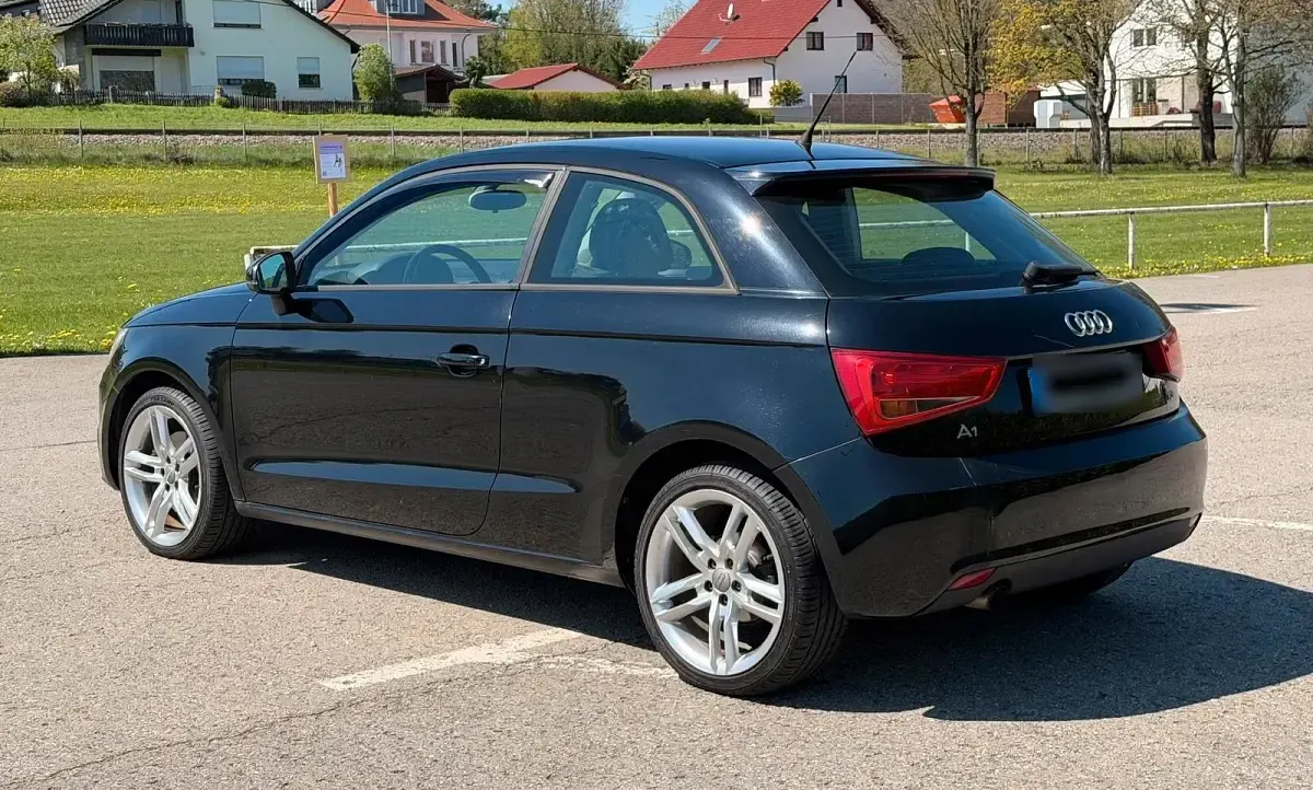 Occasion Audi A1 105 ch (77 kW) 2011 Noir Citadine