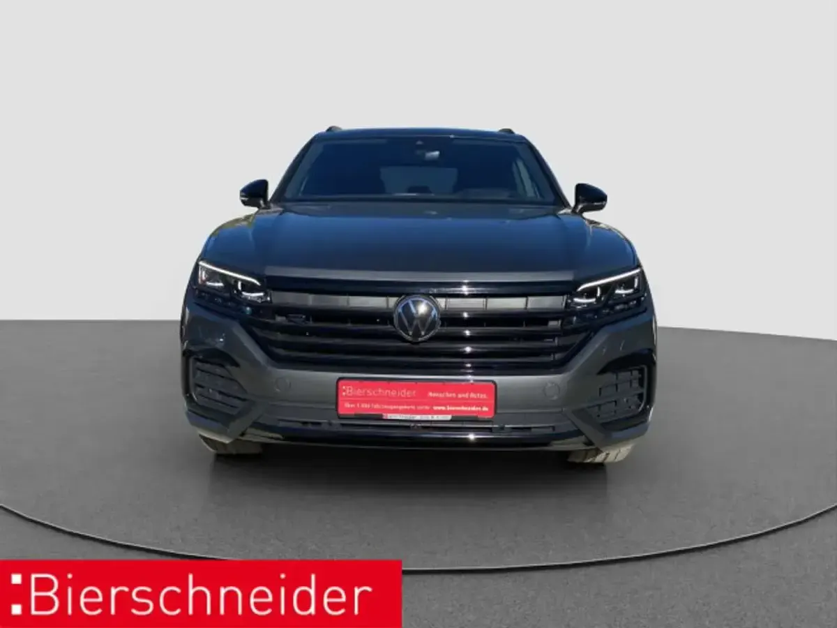 Second-hand VW Touareg R-line 231 CP (169 kW) 2022 Gri SUV