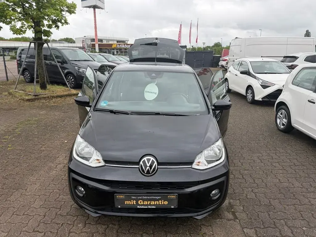 Second-hand VW up! Active 65 CP (47 kW) 2023 Negru Hatchback