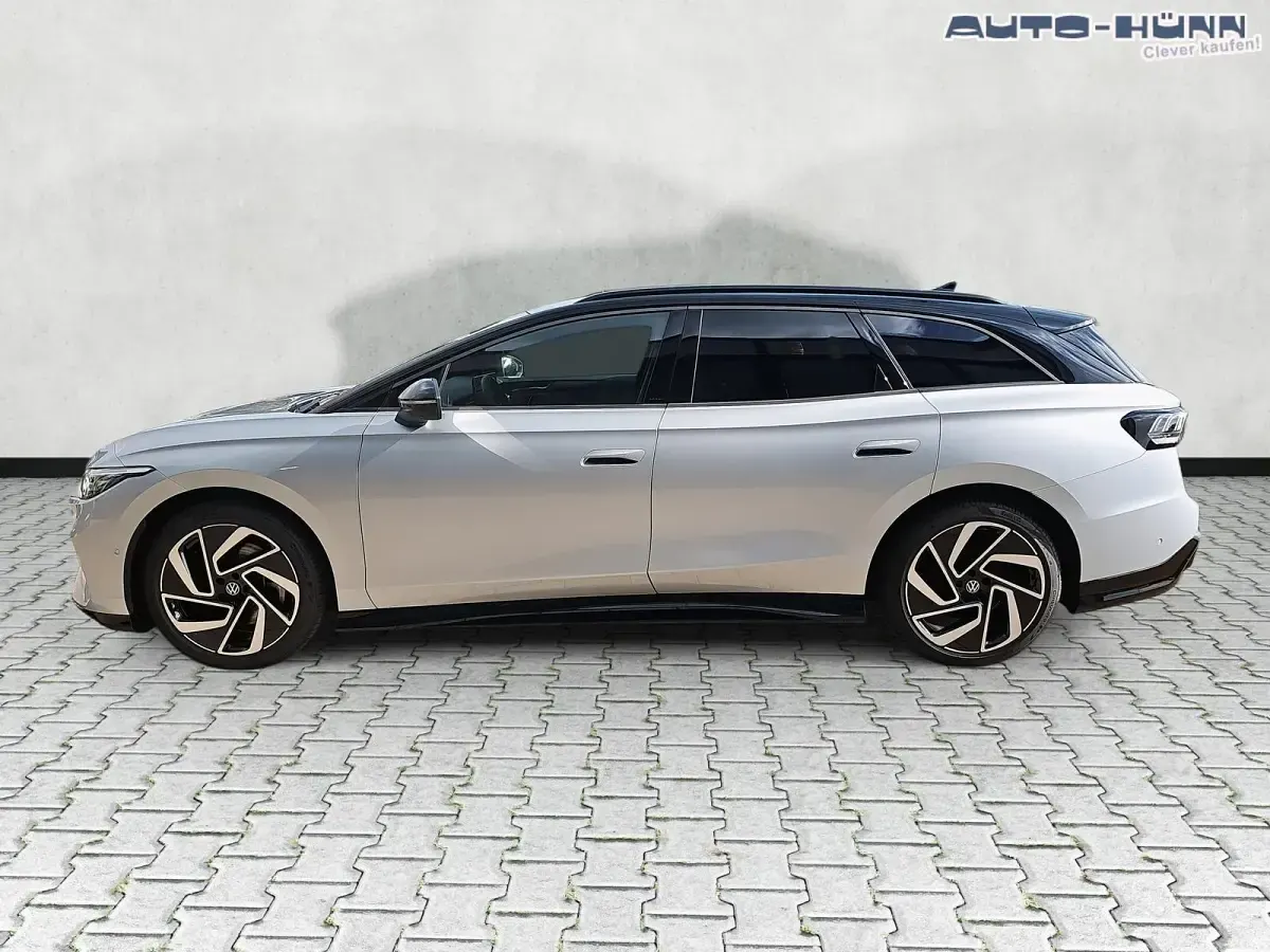 Neu VW ID.7 Pro 210 kW (286 PS) 2026 Scalesilver metallic Kombi
