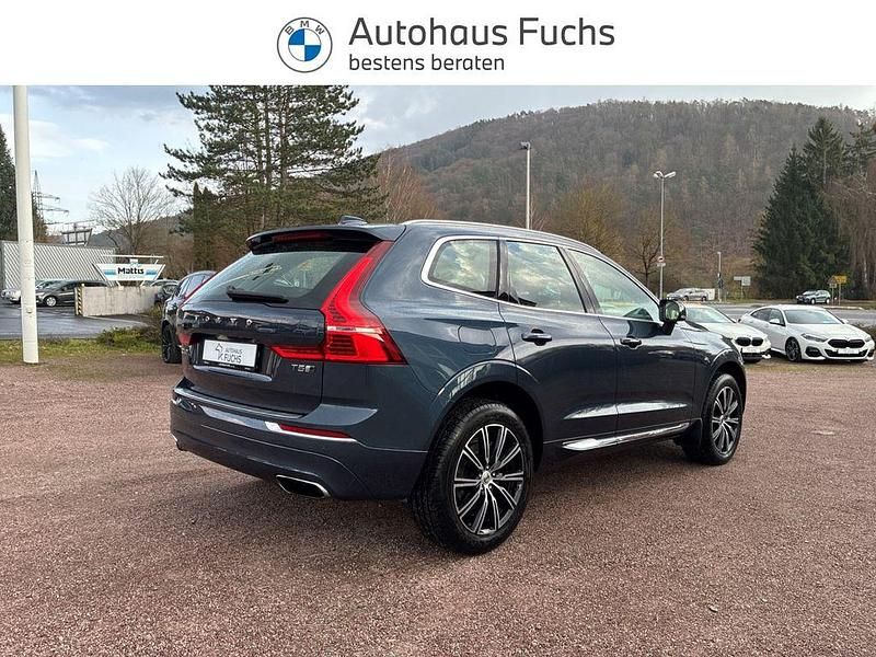 Gebraucht Volvo XC60 Inscription 254 PS (186 kW) 2017 Blau SUV