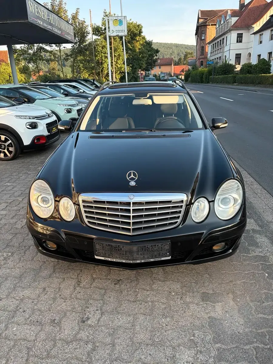 Gebraucht Mercedes E200 184 PS (135 kW) 2008 Schwarz Kombi