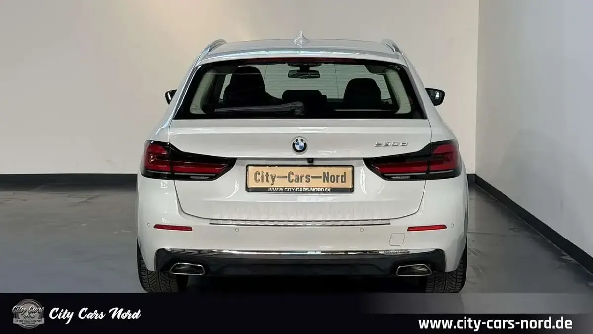 Gebraucht BMW 530 Luxury Line 286 PS (210 kW) 2021 Weiß Kombi
