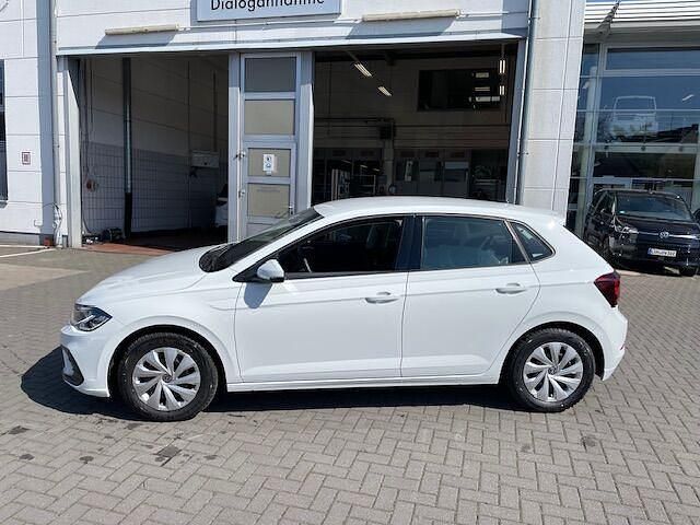Gebraucht VW Polo Life 80 PS (58 kW) 2024 Pure white Kleinwagen