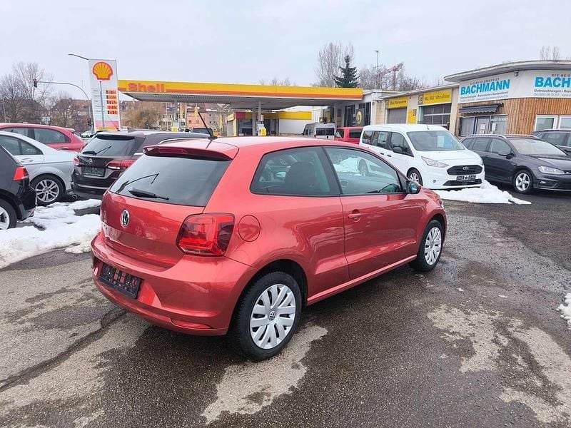 Gebraucht VW Polo LOUNGE 75 PS (55 kW) 2015 Sunset red metallic Kleinwagen