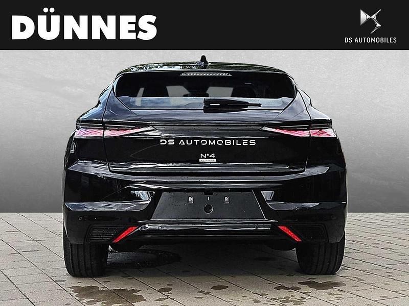 Neu DS Automobiles DS4 156 kW (213 PS) 2026 Schwarz (perla nera schwarz) Limousine