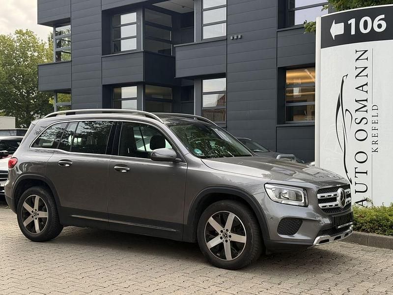 Mountaingrau met. Gebraucht 2022 Mercedes GLB220 Progressive SUV | 32.950 € (Guter Preis) - Bild 1/4