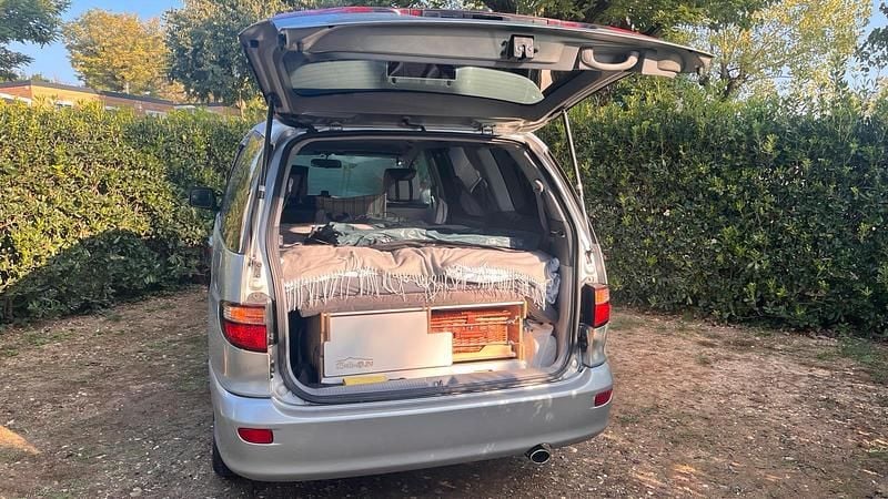 Gebraucht Toyota Previa 156 PS (114 kW) 2000 Silber Van / Kleinbus