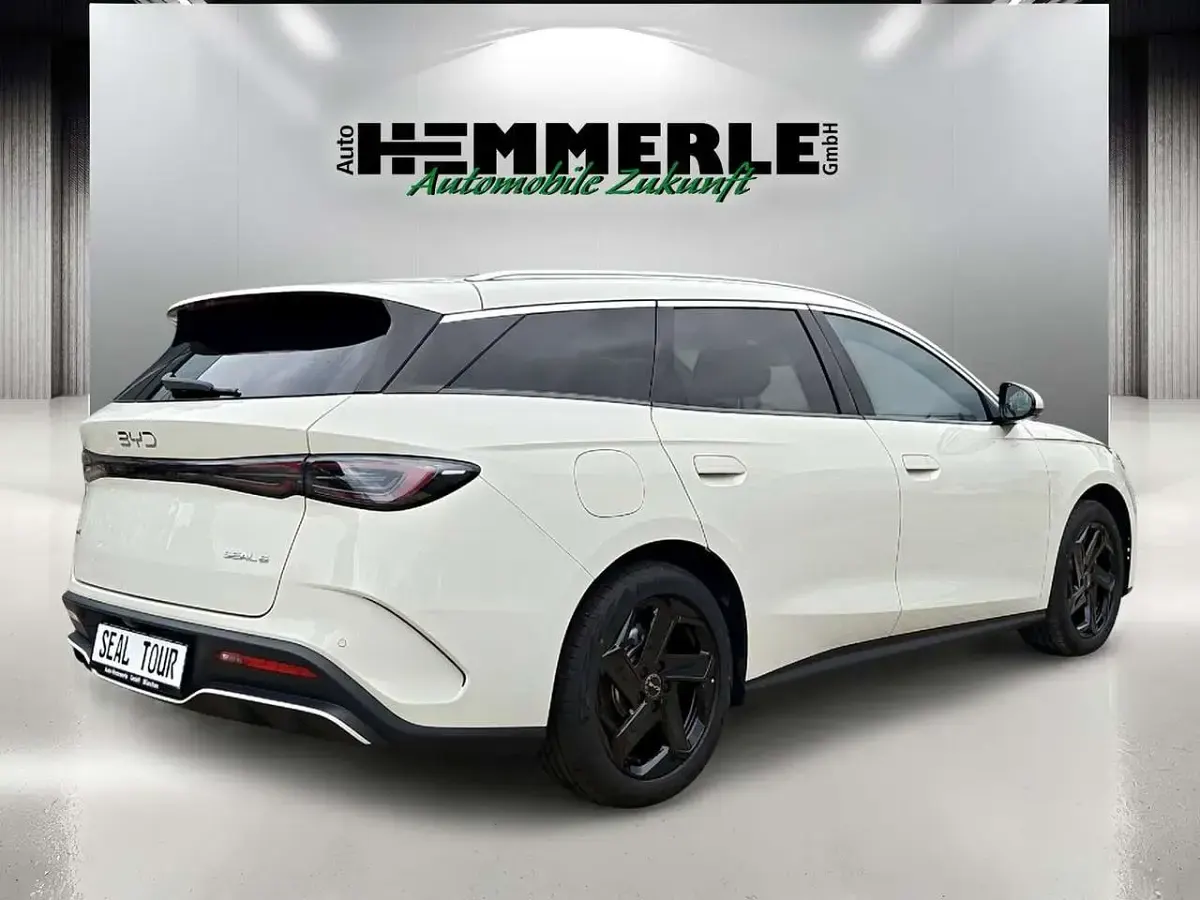 Neu BYD Seal Comfort 212 PS (155 kW) 2026 Polar white Kombi