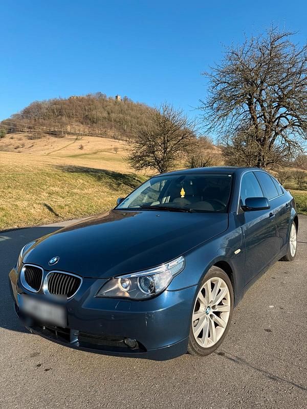 Gebraucht BMW 520 Sport Line 150 PS (110 kW) 2005 Blau Limousine