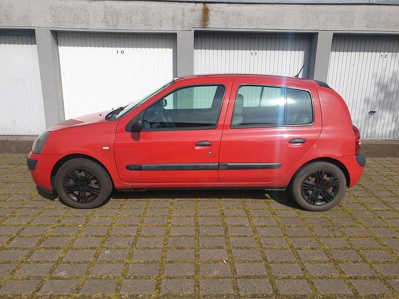 Gebraucht Renault Clio II 75 PS (55 kW) 2006 Rot Limousine