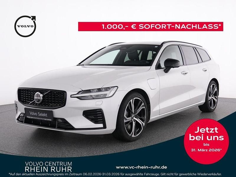Gebraucht Volvo V60 Plus 349 PS (256 kW) 2022 Weiss crystal white pearl / me Kombi
