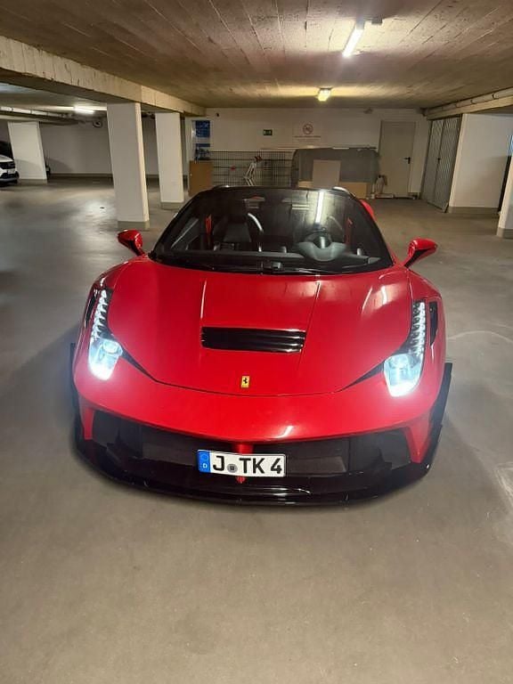Rot Gebraucht 2013 Ferrari 458 Cabrio | 219.900 € (Guter Preis) - Bild 1/4