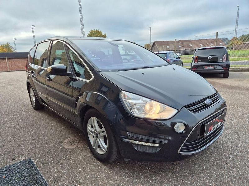Gebraucht Ford S-MAX Titanium 163 PS (119 kW) 2011 Schwarz Van / Kleinbus