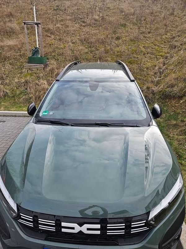 Gebraucht Dacia Jogger Extreme 110 PS (80 kW) 2023 Grün Van / Kleinbus