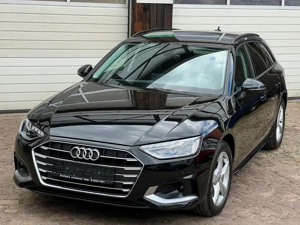 Gebraucht Audi A4 Advanced 190 PS (139 kW) 2020 Brillantschwarz Kombi