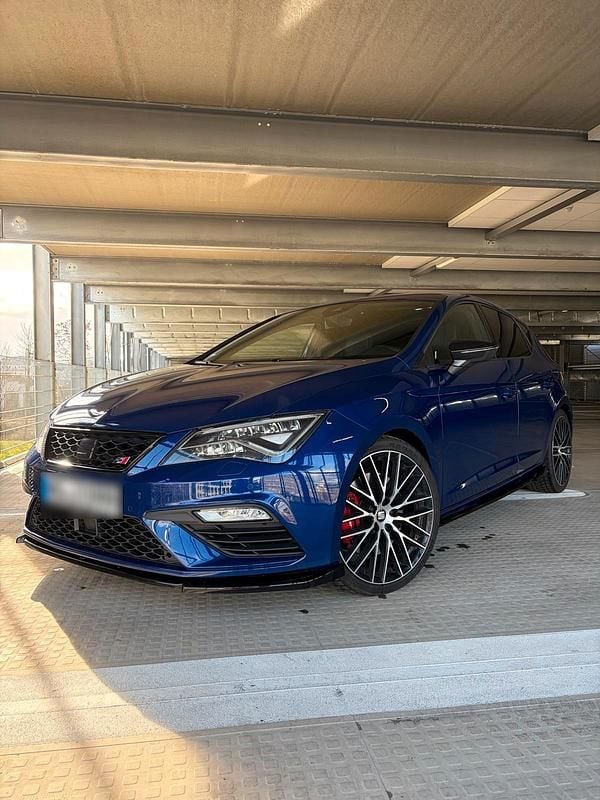 Gebraucht Seat Leon Beats 300 PS (220 kW) 2018 Blau Limousine