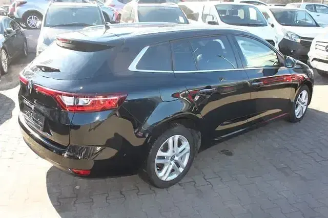 Gebraucht Renault Mégane IV Business 140 PS (102 kW) 2019 Schwarz Limousine