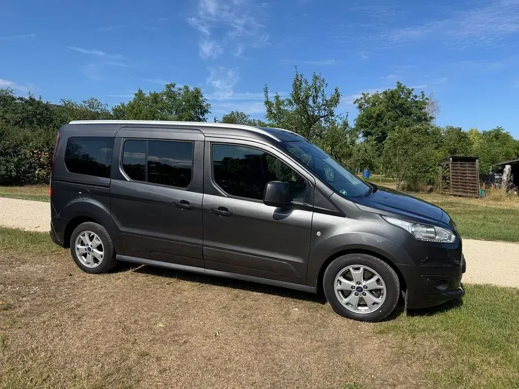 Gebraucht Ford Tourneo Connect 120 PS (88 kW) 2015 Grau Van / Kleinbus