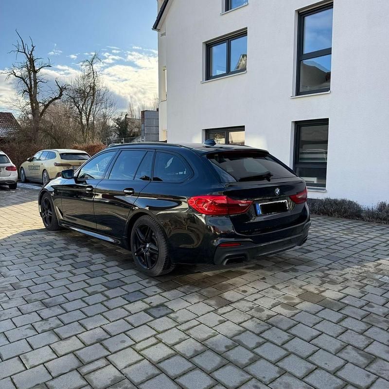 Gebraucht BMW M550 Sport Line 400 PS (294 kW) 2018 Schwarz Limousine