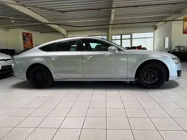 Gebraucht Audi A7 Sportback Comfort 350 PS (257 kW) 2011 Silber Kleinwagen
