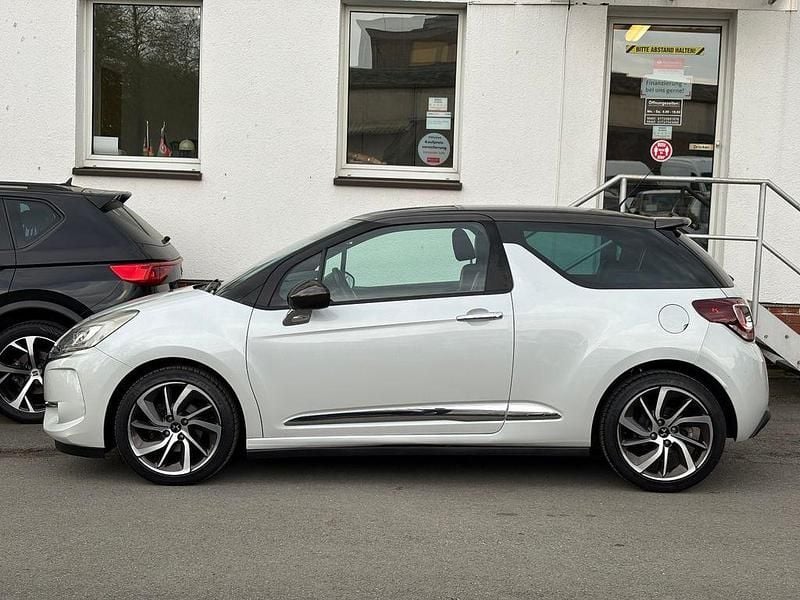Gebraucht Citroën DS3 PureTech 131 PS (96 kW) 2016 Weiß Kleinwagen