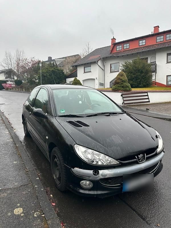 Gebraucht Peugeot 206 75 PS (55 kW) 2008 Limousine
