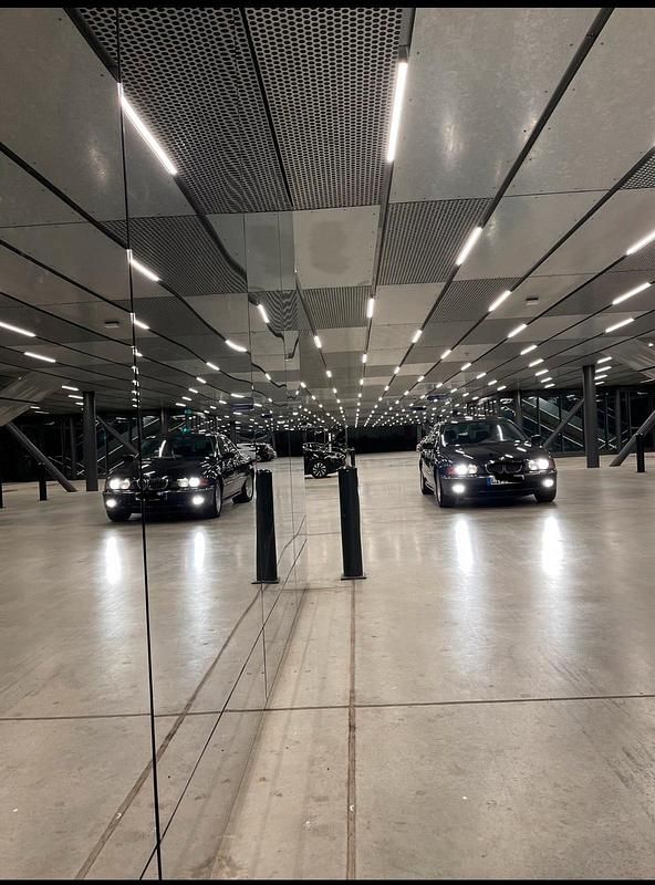 Second-hand BMW 520 150 CP (110 kW) 2000 Negru Berlinǎ