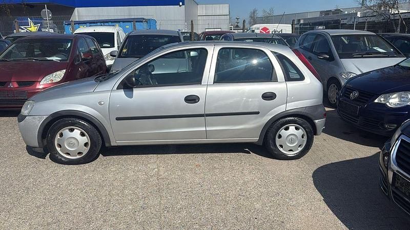 Gebraucht Opel Corsa Comfort 58 PS (42 kW) 2001 Silber Limousine