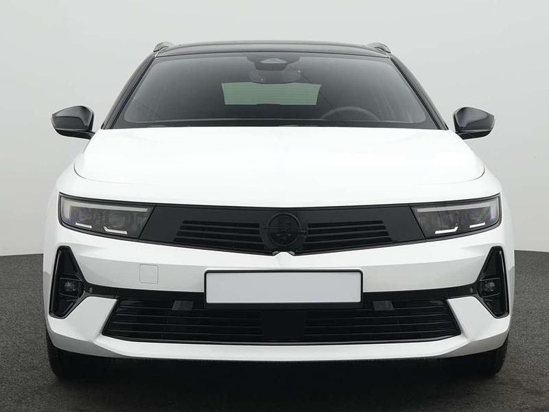 Neu Opel Astra 131 PS (96 kW) 2025 Arktis weiß (uni) Kombi