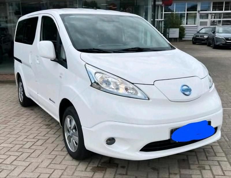 Weiß Gebraucht 2020 Nissan e-NV200 Van | 17.900 € (Teuer) - Bild 1/4