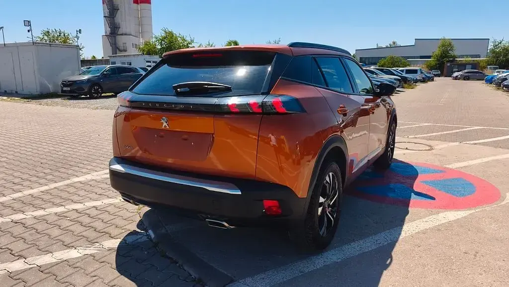 Gebraucht Peugeot 2008 131 PS (96 kW) 2022 Braun SUV