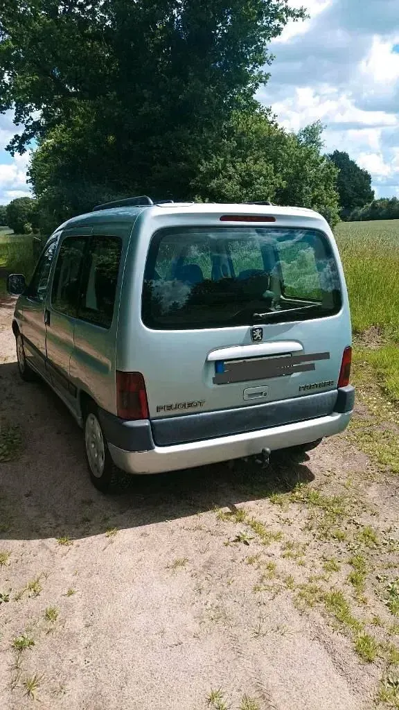 Gebraucht Peugeot Partner 109 PS (80 kW) 2001 Van / Kleinbus