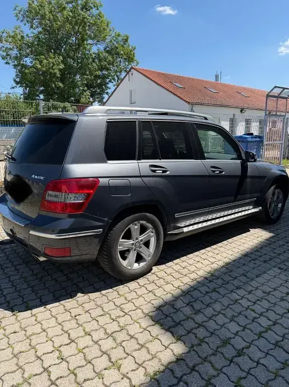 Gebraucht Mercedes GLK320 225 PS (165 kW) 2008 Grau SUV