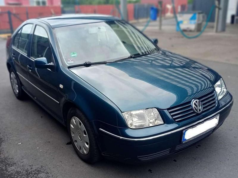 Grün Gebraucht 2005 VW Bora Pacific Limousine | 1.300 € (Guter Preis) - Bild 1/4