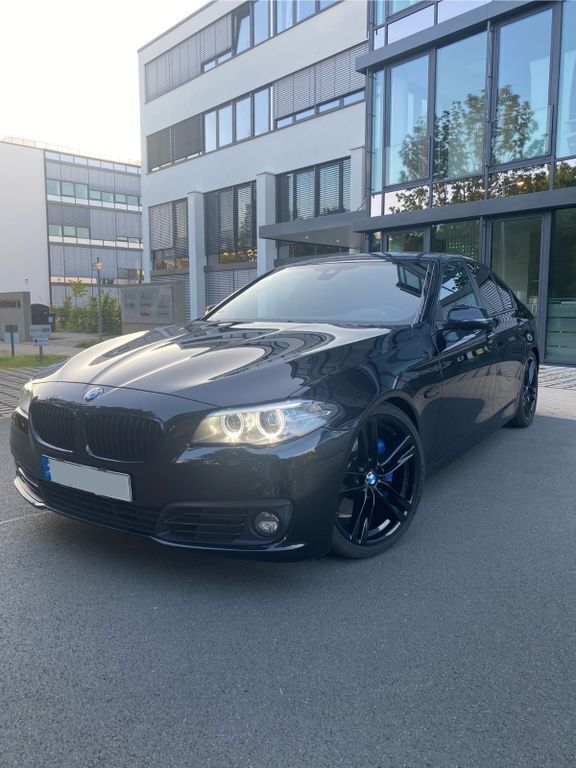 Schwarz Gebraucht 2014 BMW 525 Sport Line Limousine | 12.800 € (Fairer Preis) - Bild 1/4