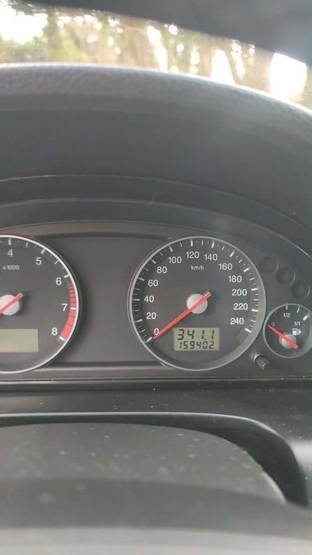 Gebraucht Ford Mondeo 125 PS (91 kW) 2005 Silber Limousine