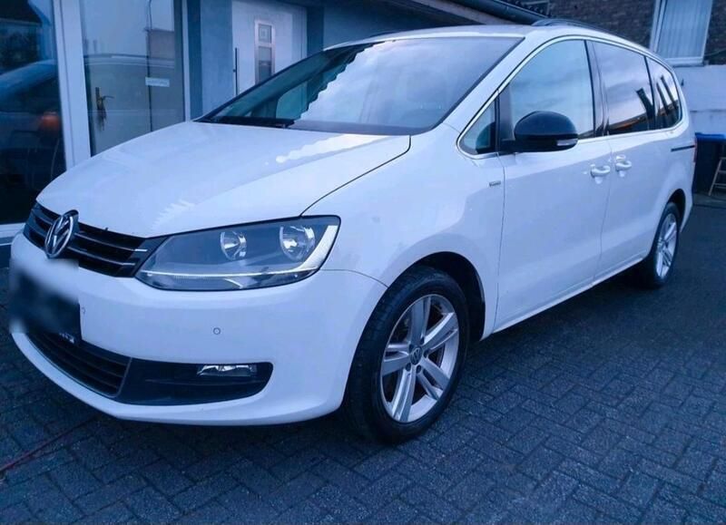 Weiß Gebraucht 2012 VW Sharan Van / Kleinbus | 9.450 € (Guter Preis) - Bild 1/4