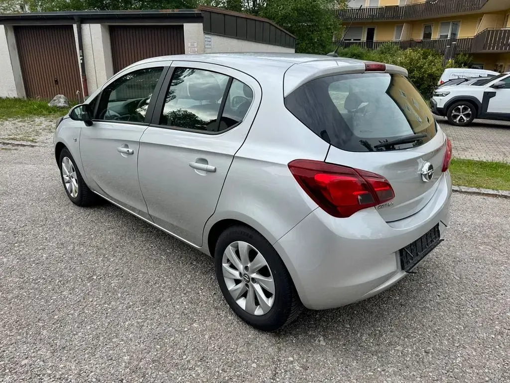 Gebraucht Opel Corsa Edition 101 PS (74 kW) 2016 Silber Kleinwagen