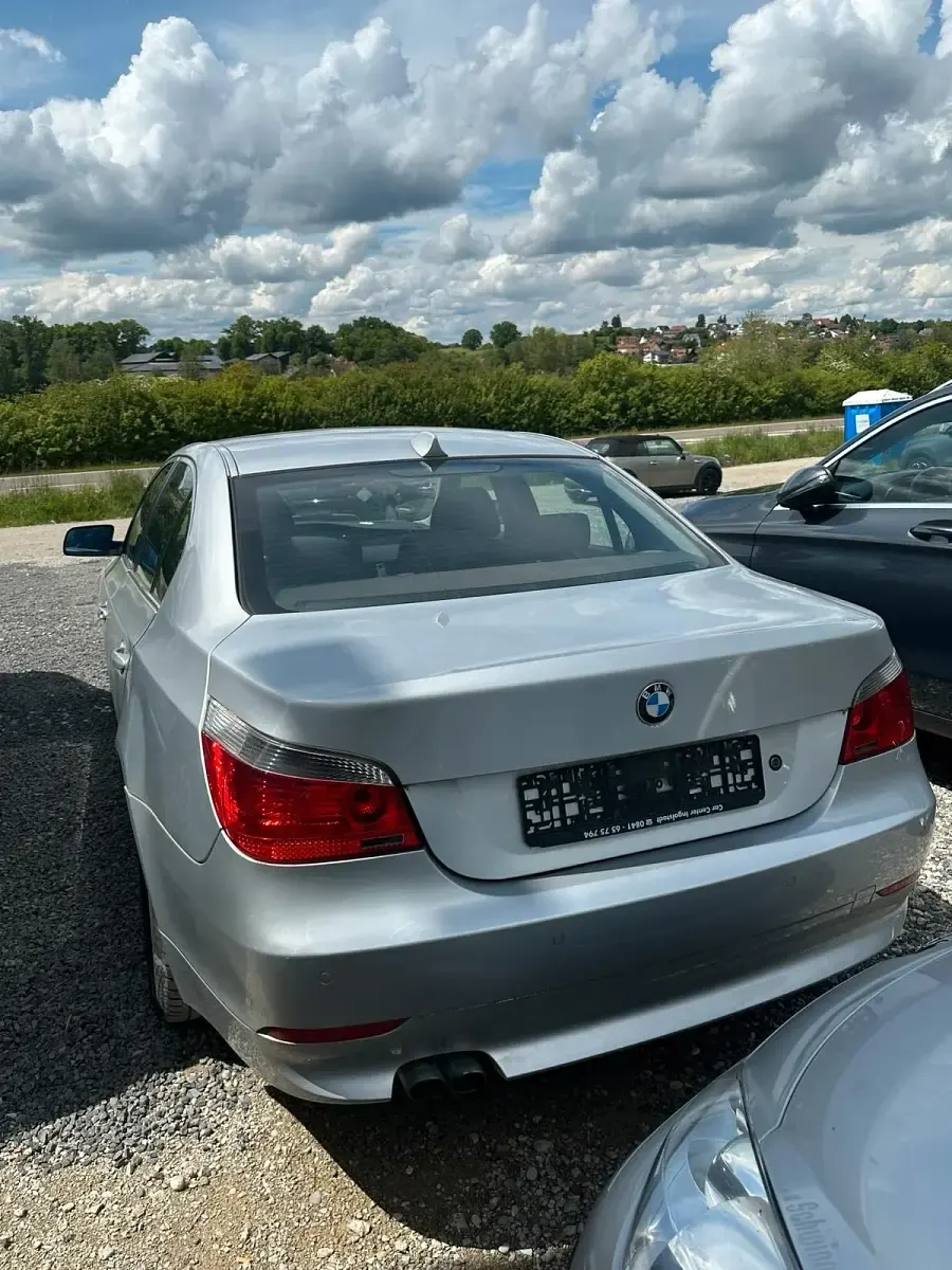 Gebraucht BMW 520 170 PS (125 kW) 2004 Silber Limousine