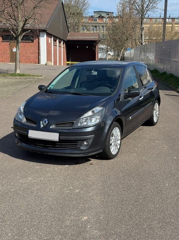 Gebraucht Renault Clio III Dynamique 111 PS (81 kW) 2005 Grau Limousine