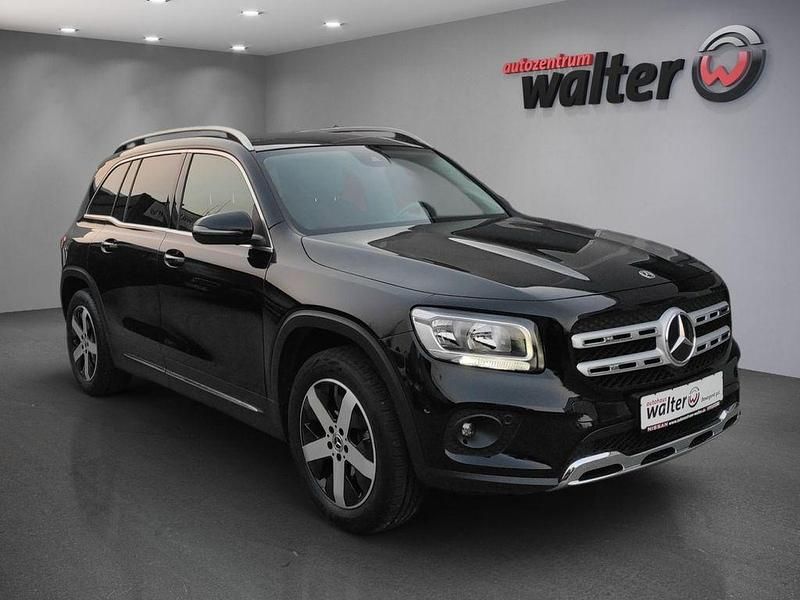Gebraucht Mercedes GLB200 Progressive 163 PS (119 kW) 2023 Schwarz SUV
