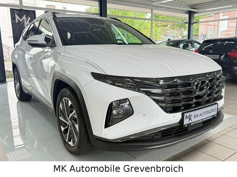 Weiß Gebraucht 2021 Hyundai Tucson Trend SUV | 19.900 € (Superpreis) - Bild 1/4
