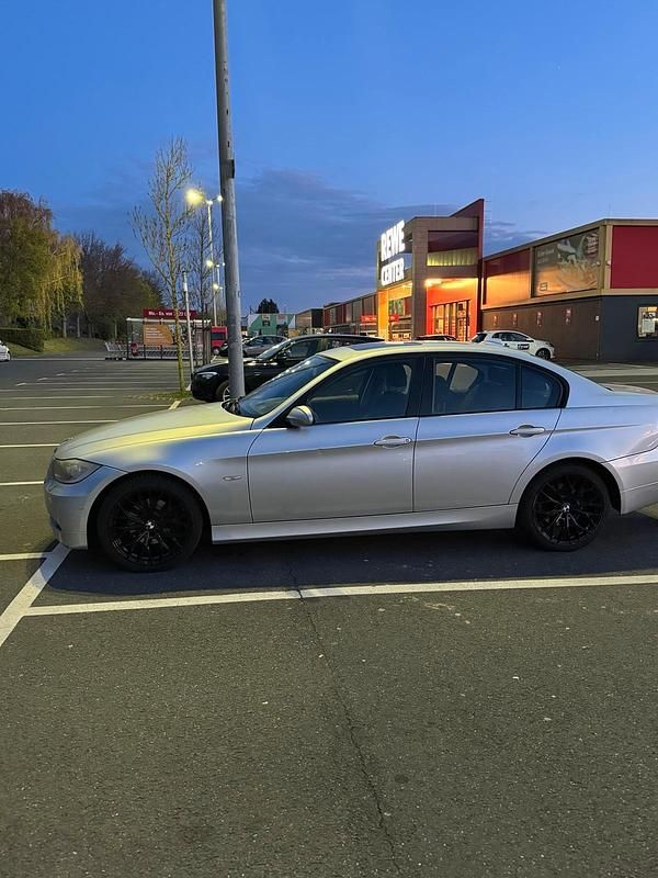 Gebraucht BMW 320 163 PS (119 kW) 2006 Limousine